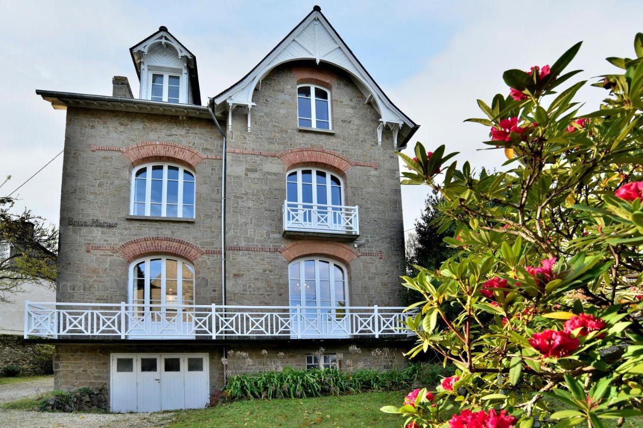 La Brise Cancalaise - Maison Typique Avec Vue Mer Cancale Exteriör bild