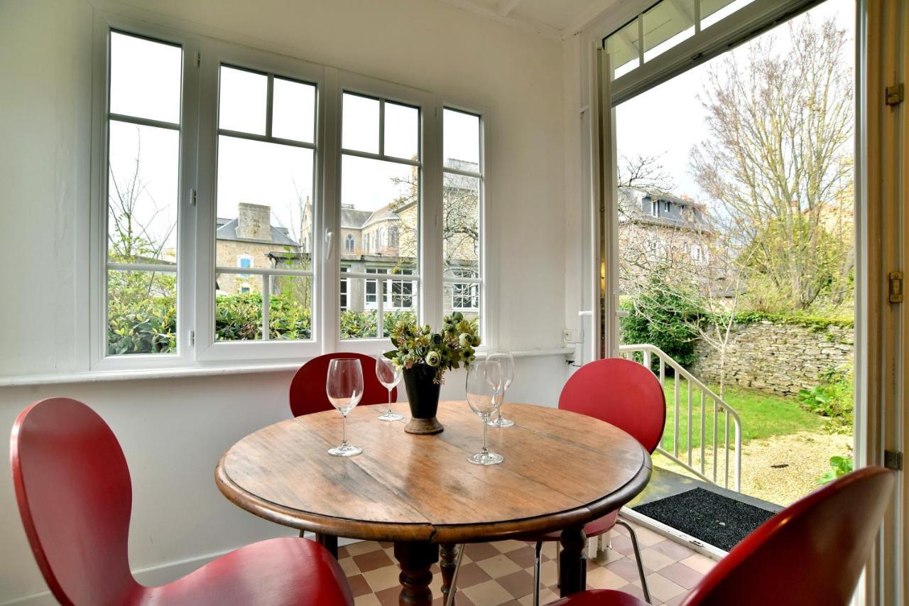 La Brise Cancalaise - Maison Typique Avec Vue Mer Cancale Exteriör bild