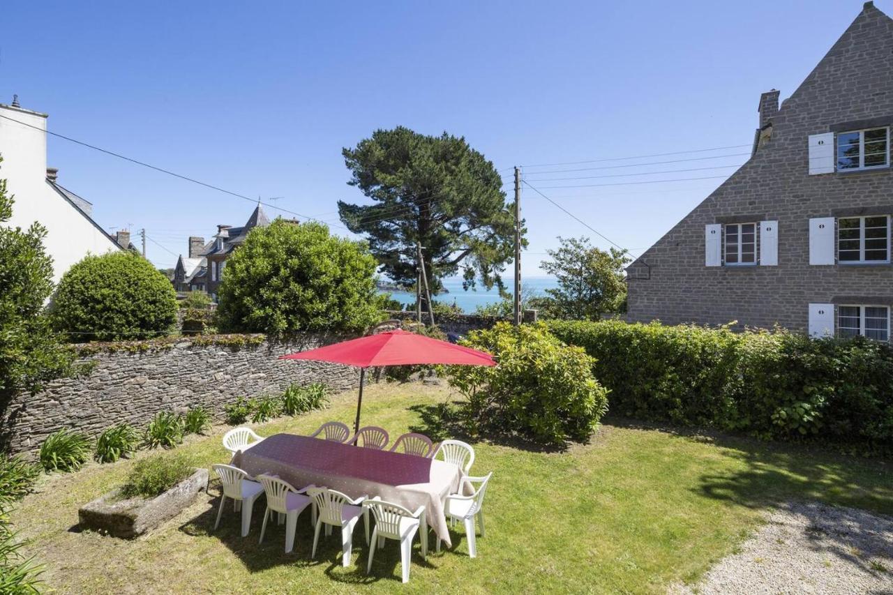 La Brise Cancalaise - Maison Typique Avec Vue Mer Cancale Exteriör bild